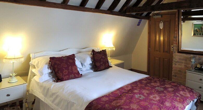 Hostal Willow Tree House