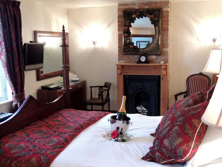 Hostal Willow Tree House