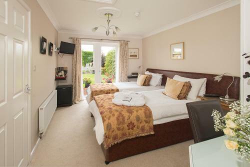 Hostal Clairmont Guest House