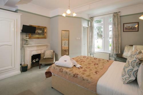 Hostal Clairmont Guest House
