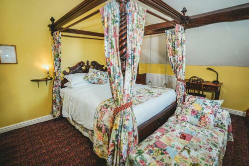 Hundred House Hotel