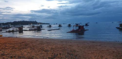 King's Village Beach Resort.