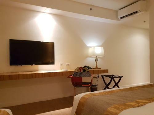 Ferra Hotel And Garden Suites