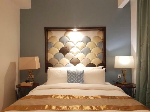 Ferra Hotel And Garden Suites