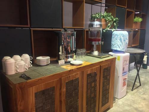 Ferra Hotel And Garden Suites