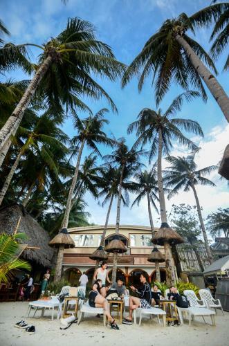 Hotel Royal Park Resort Boracay