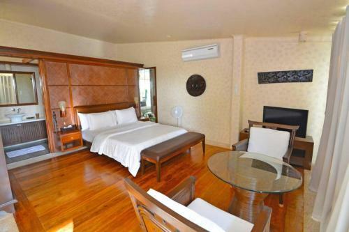Mayumi Beach Villa