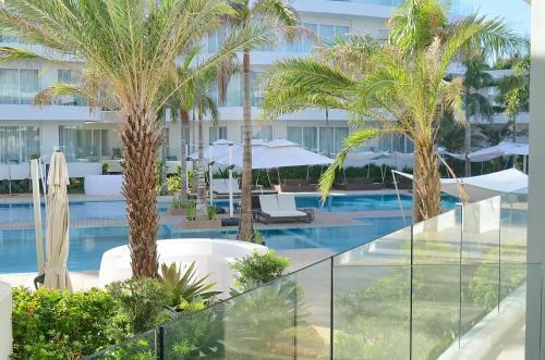 Hotel Aqua Boracay