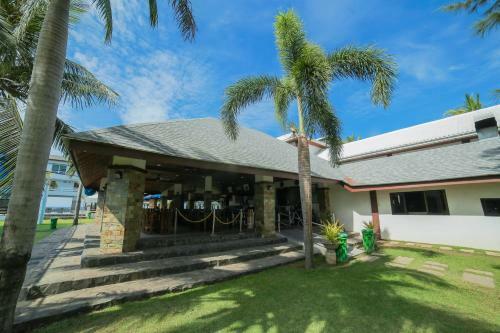 Hotel Bataan White Corals Beach Resort