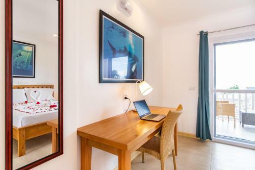 Hotel Cebu Seaview Dive Resort