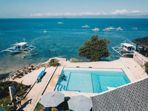 Hotel Cebu Seaview Dive Resort