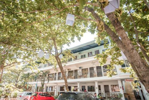 Hotel Hk Beach Resort And Restaurant