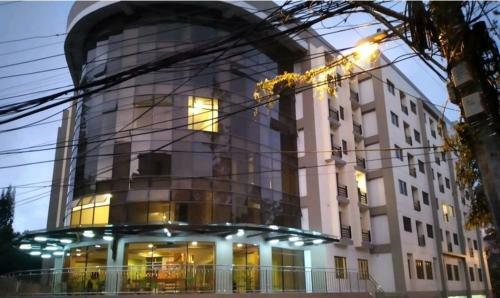 Apartamento Goshenland Tower Condo