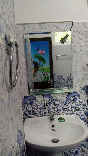 Hostal Didula White House