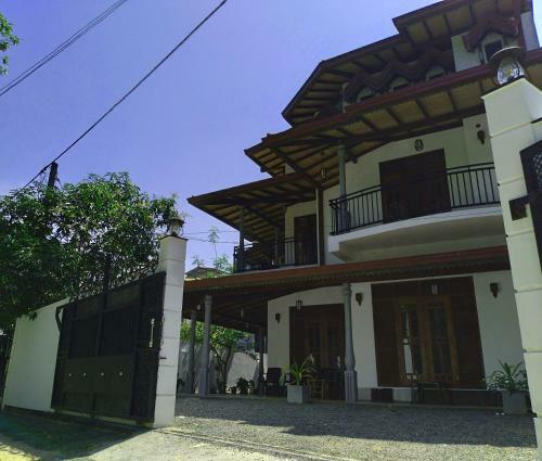 Hostal Villa Free Way