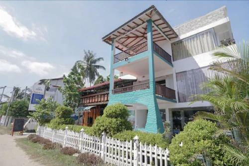Hotel Agra Lanka Beach Resort