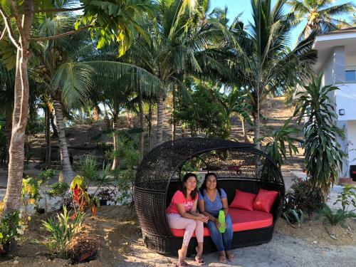Hotel Sunset Cove Beach & Dive Resort