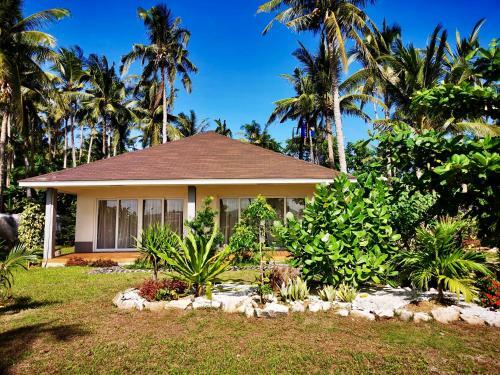 Hotel Sunset Cove Beach & Dive Resort