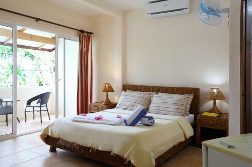 Hotel El Galleon Beach Resort