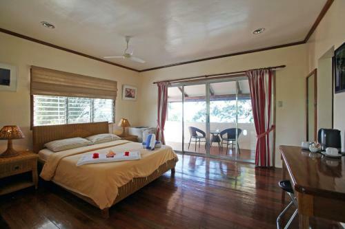 Hotel El Galleon Beach Resort