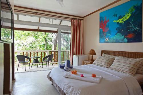 Hotel El Galleon Beach Resort