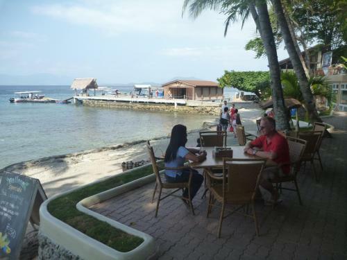 Hotel El Galleon Beach Resort