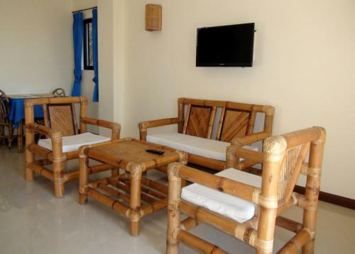 Hostal Squares Beachside Apartments