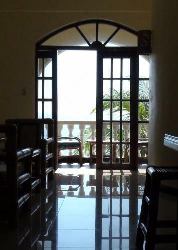 Hostal Squares Beachside Apartments