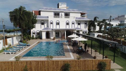 Hostal Squares Beachside Apartments