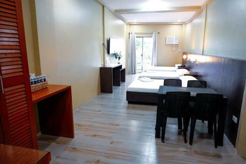 The Mang-yan Grand Hotel By Cocotel - Fully Vaccinated Staff