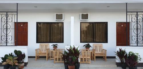 Panglao Village Court Apartments (Studio #8)