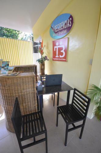 Hotel Las Residencias Bed And Breakfast