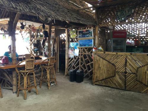 Hostal Bamboo Nest Hartman Beach