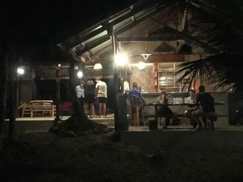 B&r Hostel Nagtabon