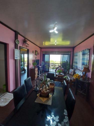 Island Samal Overlooking View House With Swimming Pools
