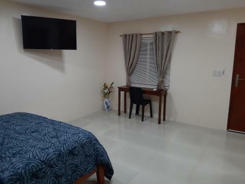 Hotel Monty's Riverside View Resort By Cocotel - Fully Vaccinated Staff