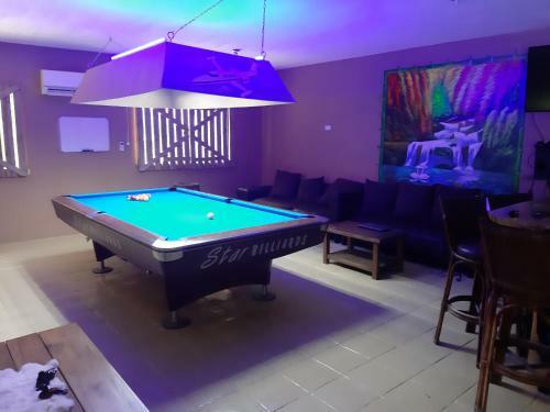 Hotel Monty's Riverside View Resort By Cocotel - Fully Vaccinated Staff
