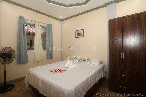 Aj Residences Apartelle
