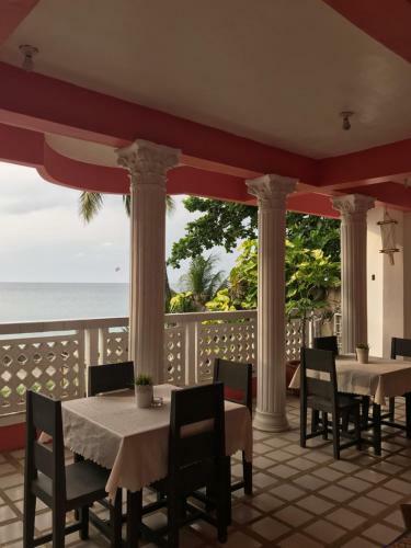 Posada Freedive Inn