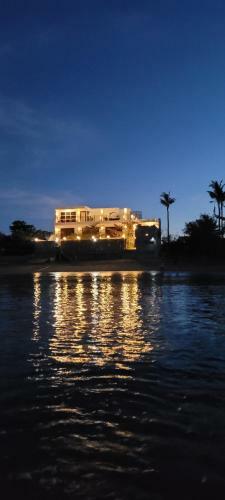 Hotel Beachfront Bed & Breakfast