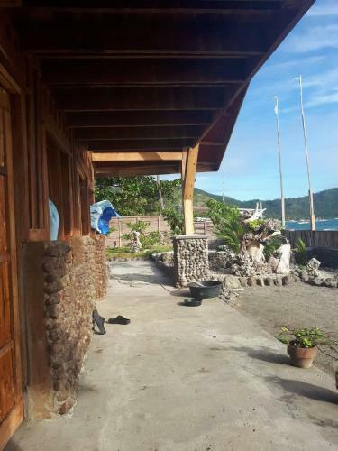 Paradise Point By The Sea