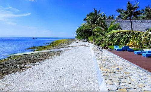 Hotel Emoha Dive Resort