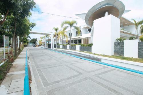 Southpick Resort And Hotel Laguna
