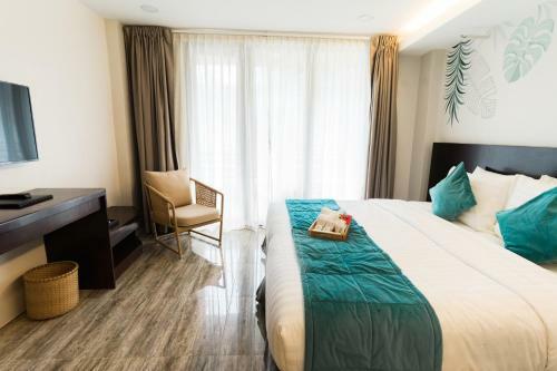 Hotel Holiday Suites Port Barton