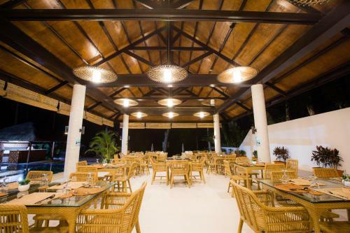 Hotel Holiday Suites Port Barton
