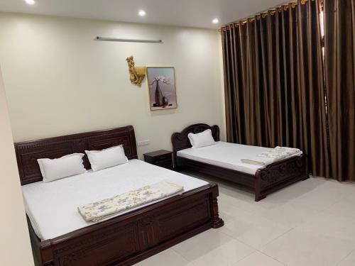 Nh� Ngh? Tu?n Trang