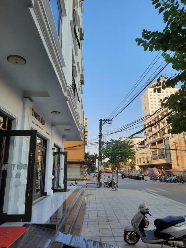 Hotel Nh� Ngh? Trung H?u