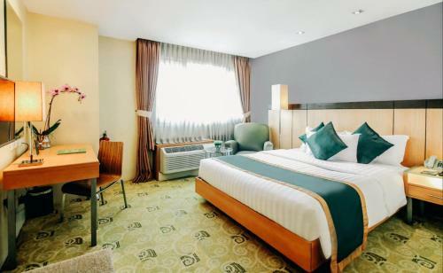 Greenhills Elan Hotel Modern