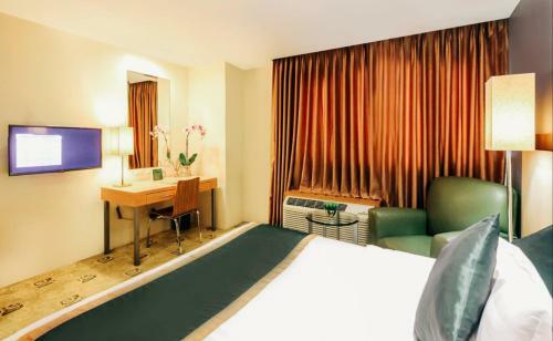 Greenhills Elan Hotel Modern