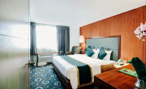Greenhills Elan Hotel Modern